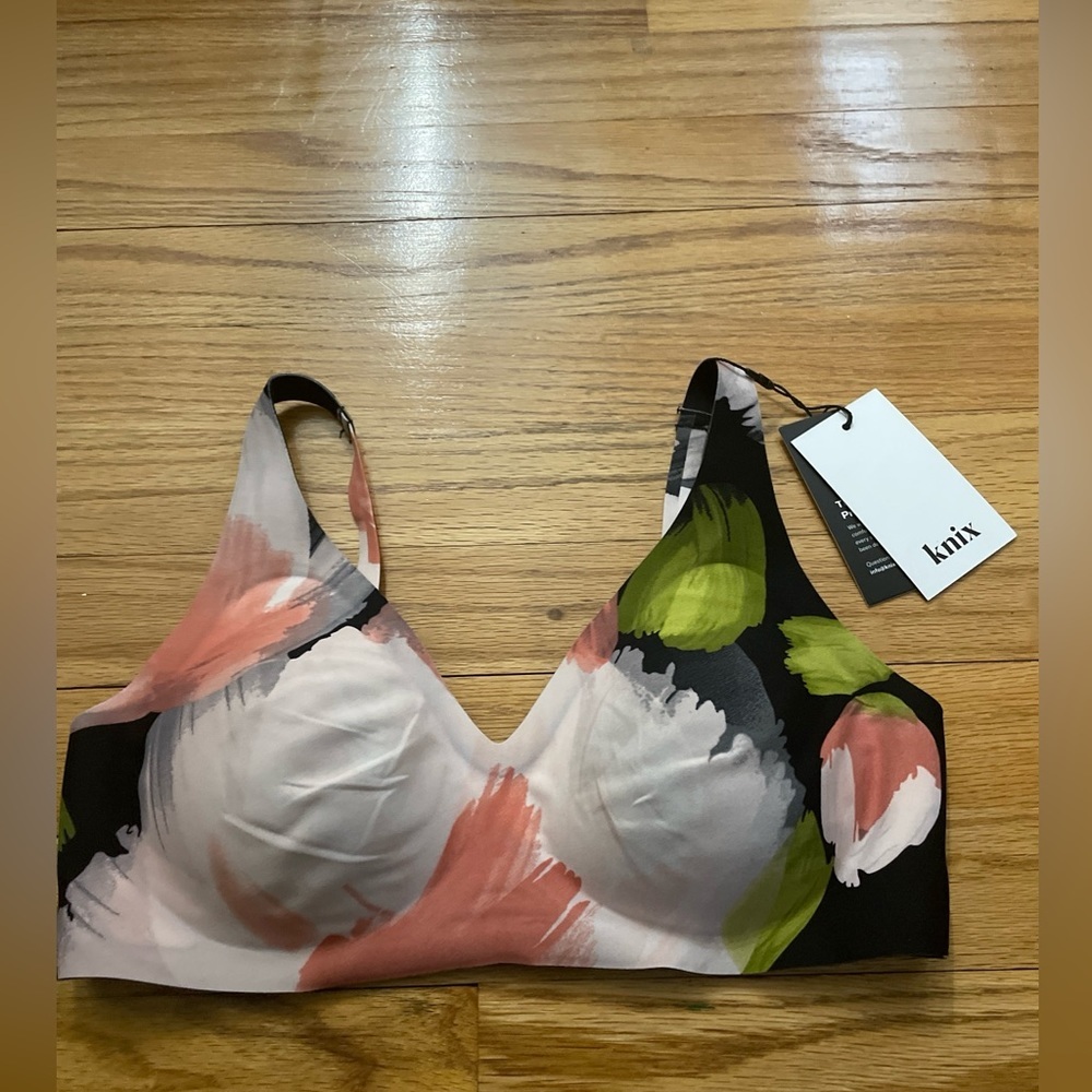 Knix bra size S+ Smooth Everyday Bra NEW C4 - Picture 1 of 6